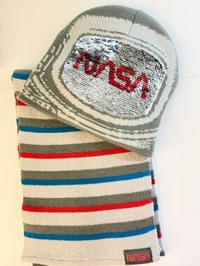 Kids NASA beanie & scarf set - flip sequin NWOT